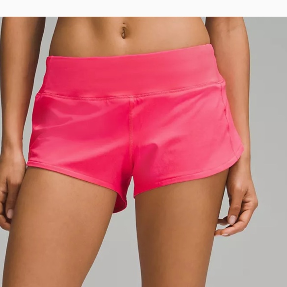 Lululemon Speed Short Low Rise in Pink
